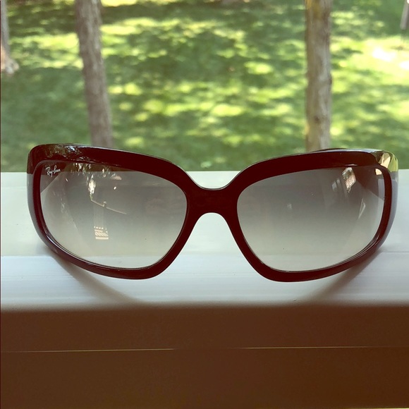 Ray-Ban Accessories - ⬇️Rare Ray Ban RB 4102 601/32 Sunglasses 🕶